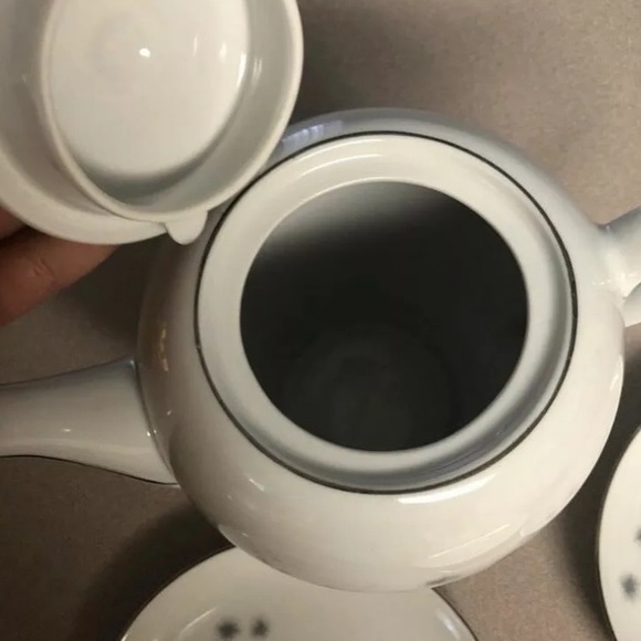 Mid Century Starburst Tea Set - Picture 4 of 6